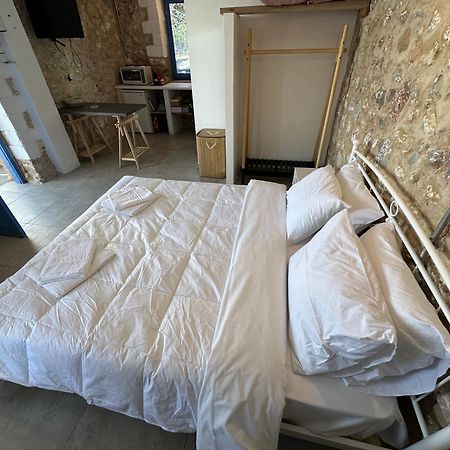Rocksecret Edge Apartment Kalamata Ngoại thất bức ảnh