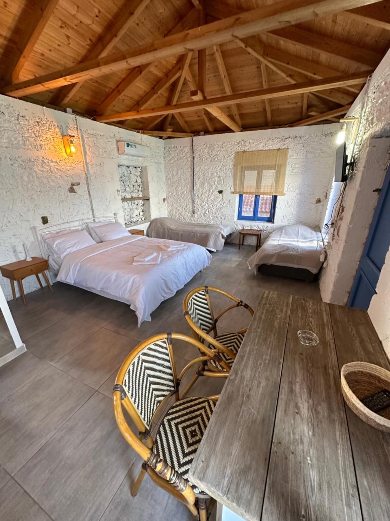 Rocksecret Edge Apartment Kalamata Ngoại thất bức ảnh