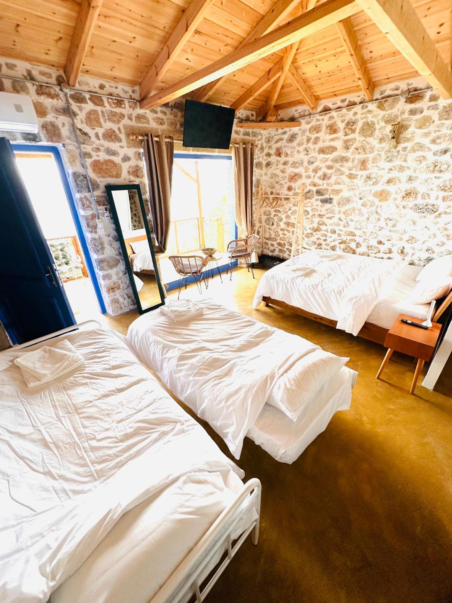 Rocksecret Edge Apartment Kalamata Ngoại thất bức ảnh